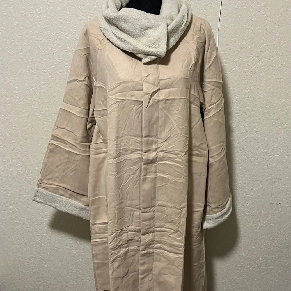 Women's Tan Coat with Shearling Collar